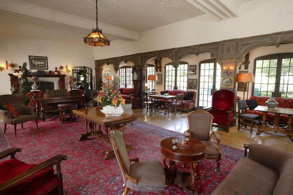 Benbow Historic Inn ガーバービル インテリア 写真