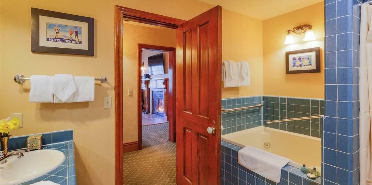 Benbow Historic Inn ガーバービル エクステリア 写真